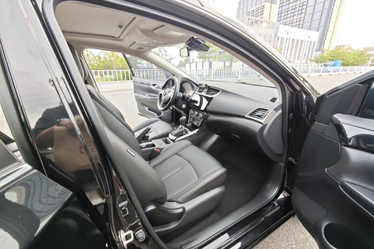 Used Nissan Sylphy 2022 Classic 1.6XL CVT Luxury Edition Interior 6