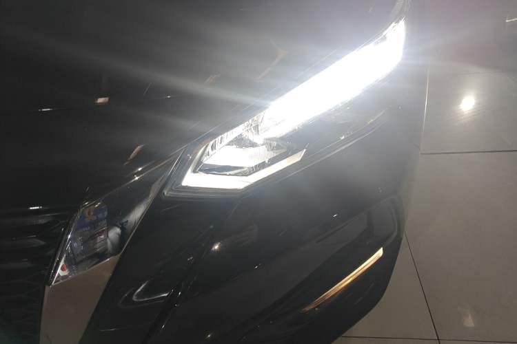 Used Nissan Sylphy 2022 1.6L XL CVT Enjoyment Edition Left Front Headlight