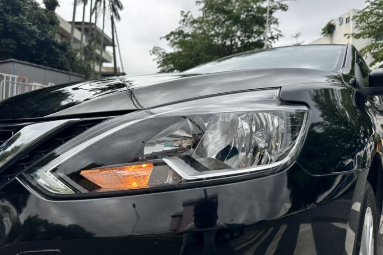 Used Nissan Sylphy 2022 Classic 1.6XE CVT Comfort Edition Left Front Headlight