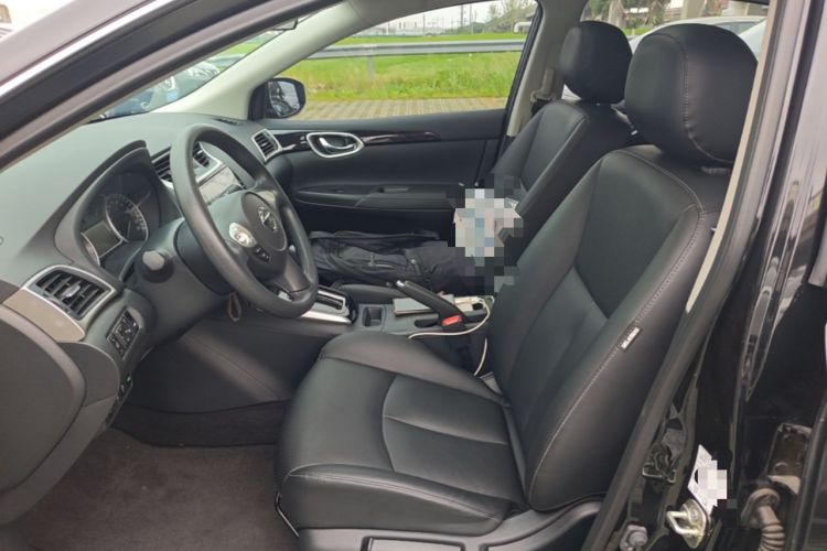 Used Nissan Sylphy 2022 Classic 1.6XL CVT Luxury Edition Left Front Seat