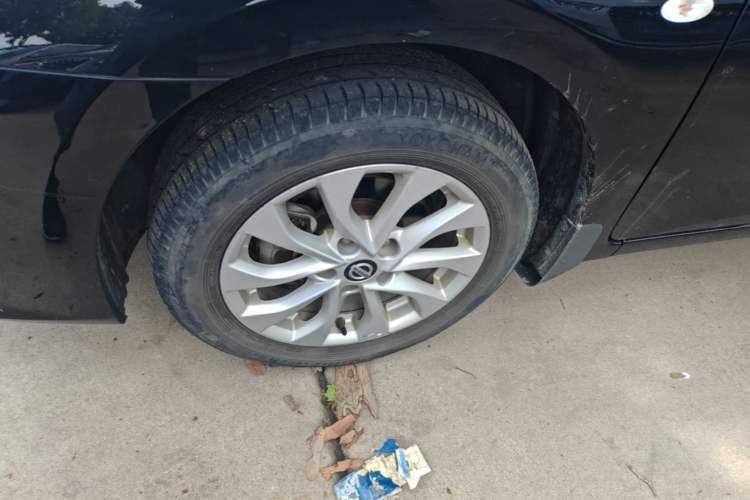 Used Nissan Sylphy 2022 Classic 1.6XE CVT Comfort Edition Left Front Wheel Hub