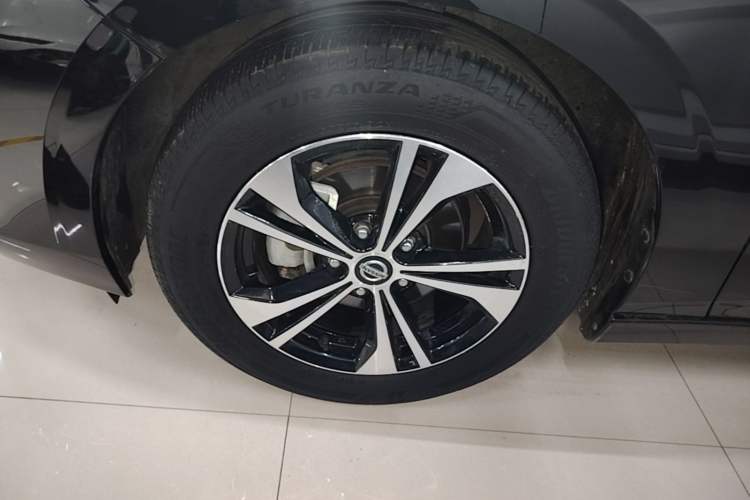 Used Nissan Sylphy 2022 1.6L XL CVT Enjoyment Edition Left Front Wheel Hub