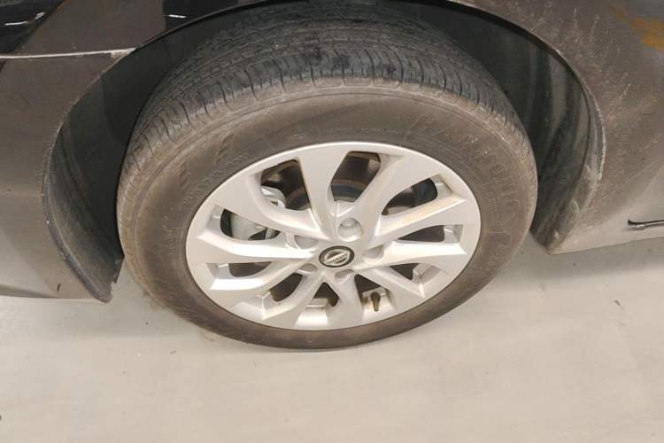 Used Nissan Sylphy 2022 Classic 1.6XE CVT Comfort Edition Left Front Wheel Hub