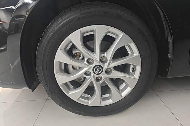 Used Nissan Sylphy 2022 Classic 1.6XE CVT Comfort Edition Left Front Wheel Hub