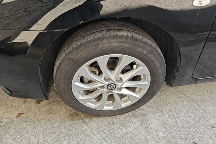 Used Nissan Sylphy 2022 Classic 1.6XL CVT Luxury Edition Left Front Wheel Hub