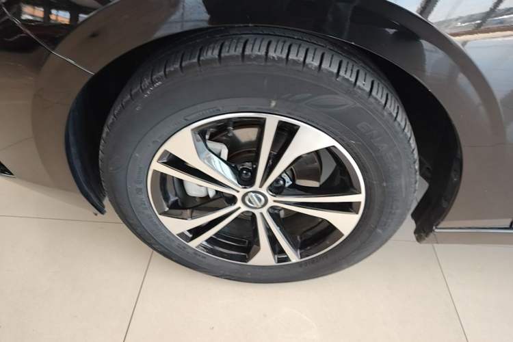 Used Nissan Sylphy 2022 1.6L XL CVT Enjoyment Edition Left Front Wheel Hub