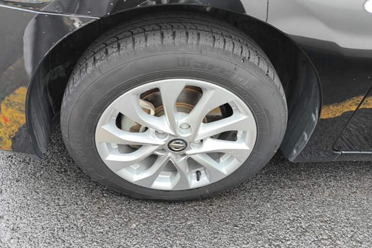 Used Nissan Sylphy 2022 Classic 1.6XL CVT Luxury Edition Left Front Wheel Hub