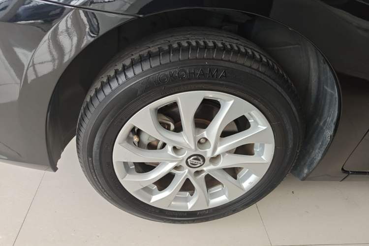 Used Nissan Sylphy 2022 Classic 1.6XL CVT Luxury Edition Left Front Wheel Hub