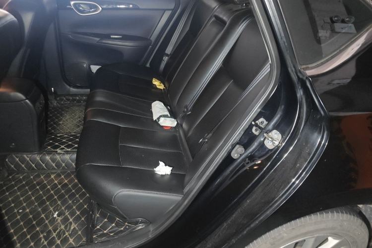 Used Nissan Sylphy 2022 Classic 1.6XL CVT Luxury Edition Left Rear Seat