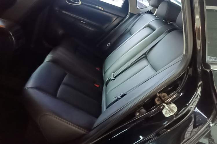 Used Nissan Sylphy 2022 Classic 1.6XL CVT Luxury Edition Left Rear Seat