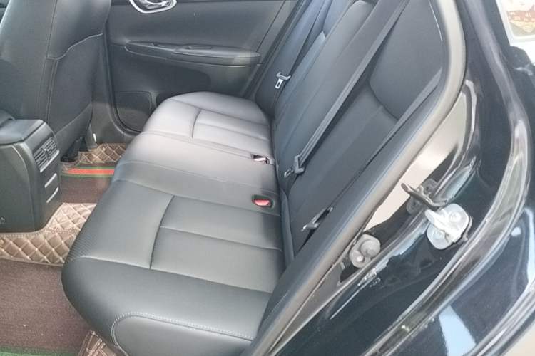 Used Nissan Sylphy 2022 Classic 1.6XL CVT Luxury Edition Left Rear Seat