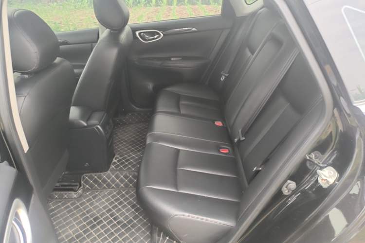 Used Nissan Sylphy 2022 Classic 1.6XL CVT Luxury Edition Left Rear Seat