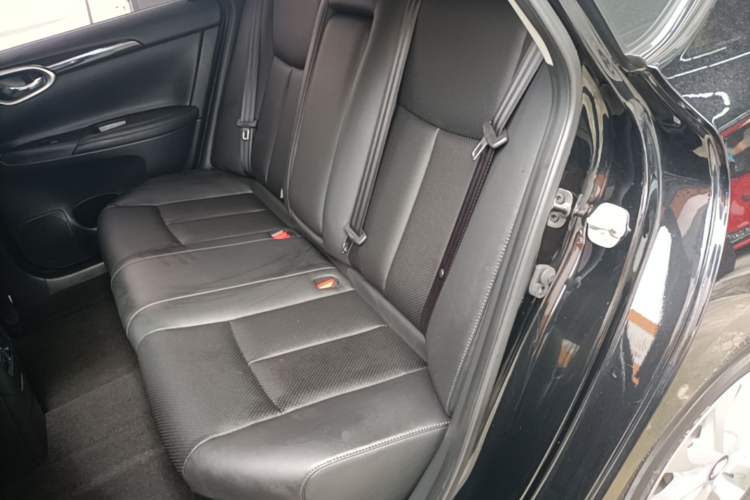 Used Nissan Sylphy 2022 Classic 1.6XL CVT Luxury Edition Left Rear Seat