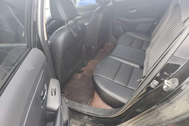 Used Nissan Sylphy 2022 1.6L XL CVT Enjoyment Edition Left Rear Seat