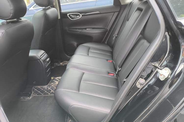 Used Nissan Sylphy 2022 Classic 1.6XL CVT Luxury Edition Left Rear Seat