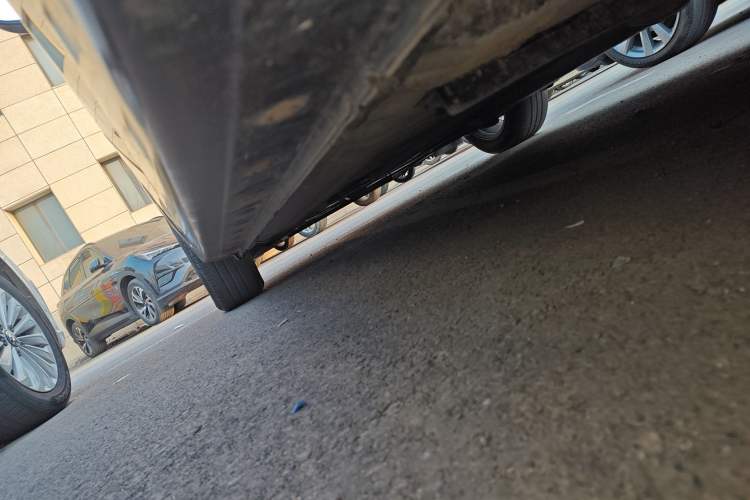 Used Nissan Sylphy 2022 Classic 1.6XL CVT Luxury Edition Left Side Sill