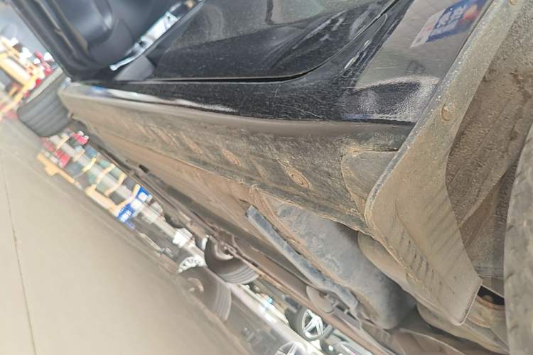 Used Nissan Sylphy 2022 Classic 1.6XL CVT Luxury Edition Left Side Sill