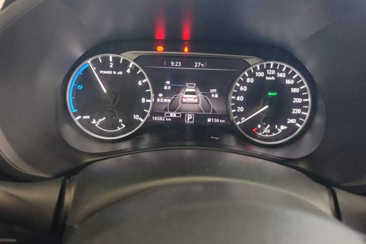 Used Nissan Sylphy 2022 e-POWER MAX with Advanced Electric Drive Autopilot Odometer Close Up