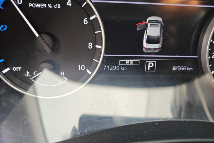 Used Nissan Sylphy 2022 e-POWER All-Electric Drive Pro Odometer Close Up