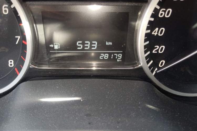 Used Nissan Sylphy 2022 Classic 1.6XE Manual Comfort Edition Odometer Close Up