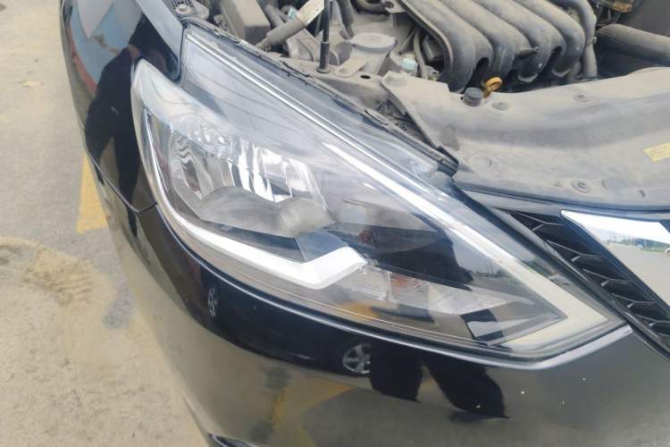 Used Nissan Sylphy 2022 Classic 1.6XE CVT Comfort Edition Right Front Headlight