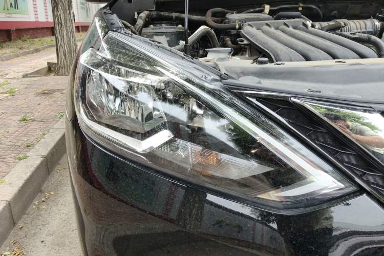 Used Nissan Sylphy 2022 Revised Version Classic 1.6XL CVT Luxury Edition Right Front Headlight