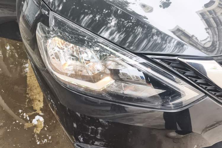 Used Nissan Sylphy 2022 Classic 1.6XE CVT Comfort Edition Right Front Headlight