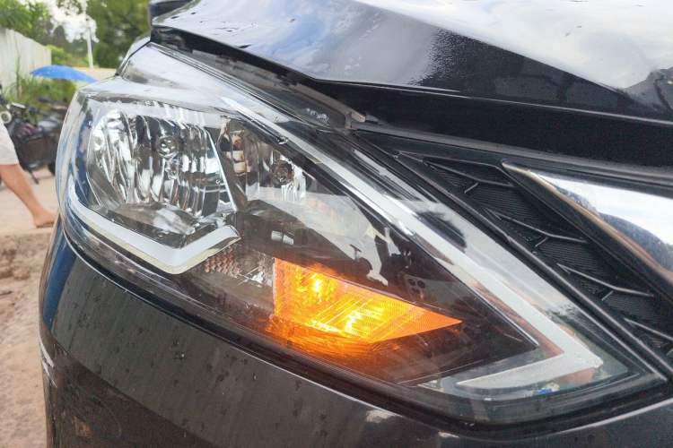 Used Nissan Sylphy 2022 Classic 1.6XE CVT Comfort Edition Right Front Headlight