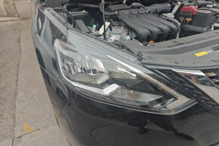 Used Nissan Sylphy 2022 Classic 1.6XL CVT Luxury Edition Right Front Headlight