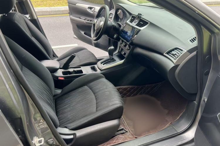 Used Nissan Sylphy 2022 Classic 1.6XE CVT Comfort Edition Right Front Seat