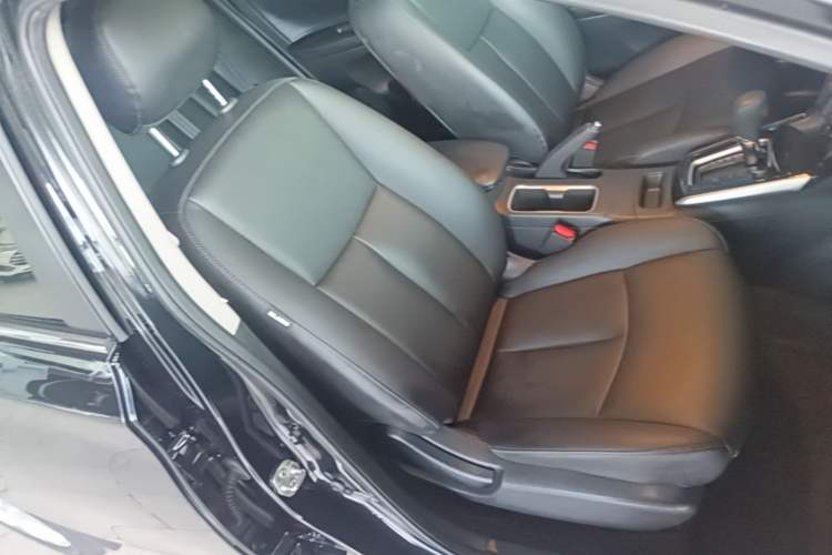 Used Nissan Sylphy 2022 Classic 1.6XL CVT Luxury Edition Right Front Seat