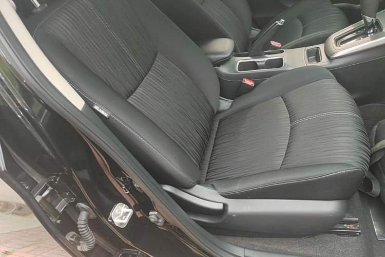 Used Nissan Sylphy 2022 Classic 1.6XE CVT Comfort Edition Right Front Seat