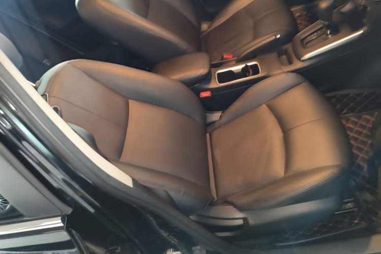Used Nissan Sylphy 2022 Classic 1.6XE CVT Comfort Edition Right Front Seat