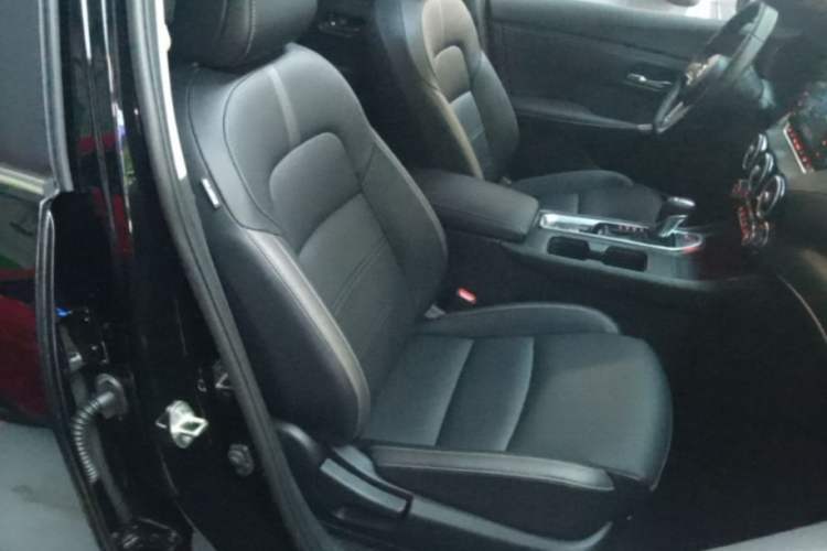 Used Nissan Sylphy 2022 1.6L XL CVT Enjoyment Edition Right Front Seat
