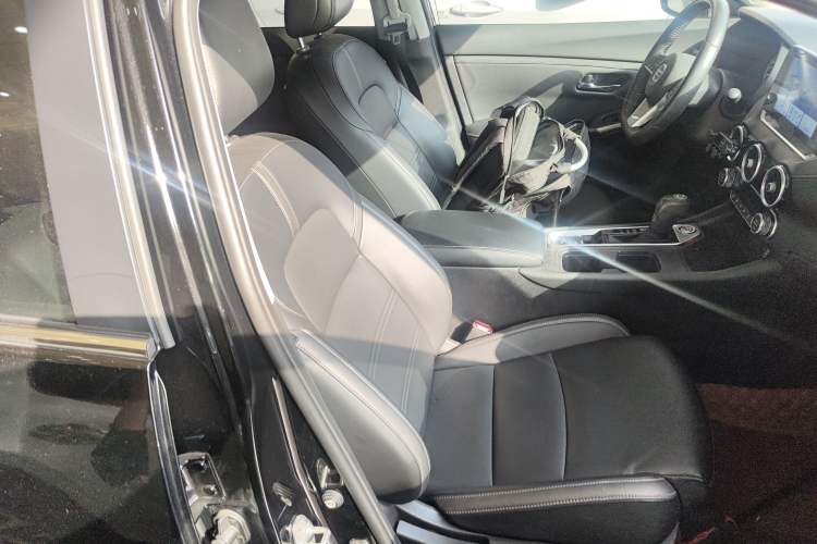 Used Nissan Sylphy 2022 1.6L XL CVT Enjoyment Edition Right Front Seat