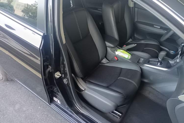 Used Nissan Sylphy 2022 Classic 1.6XE CVT Comfort Edition Right Front Seat