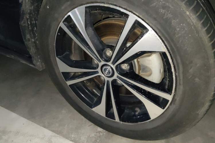 Used Nissan Sylphy 2022 e-POWER All-Electric Drive Pro Right Front Wheel Hub