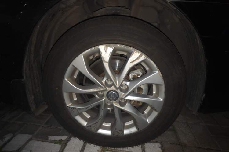 Used Nissan Sylphy 2022 Classic 1.6XL CVT Luxury Edition Right Front Wheel Hub
