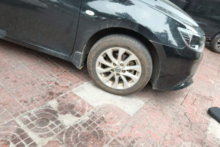 Used Nissan Sylphy 2022 Classic 1.6XE CVT Comfort Edition Right Front Wheel Hub