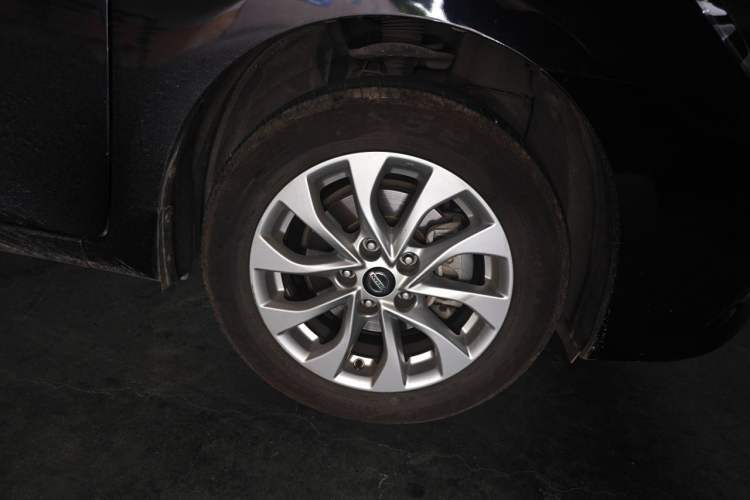 Used Nissan Sylphy 2022 Classic 1.6XL CVT Luxury Edition Right Front Wheel Hub