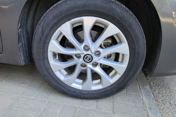 Used Nissan Sylphy 2022 Classic 1.6XL CVT Luxury Edition Right Front Wheel Hub