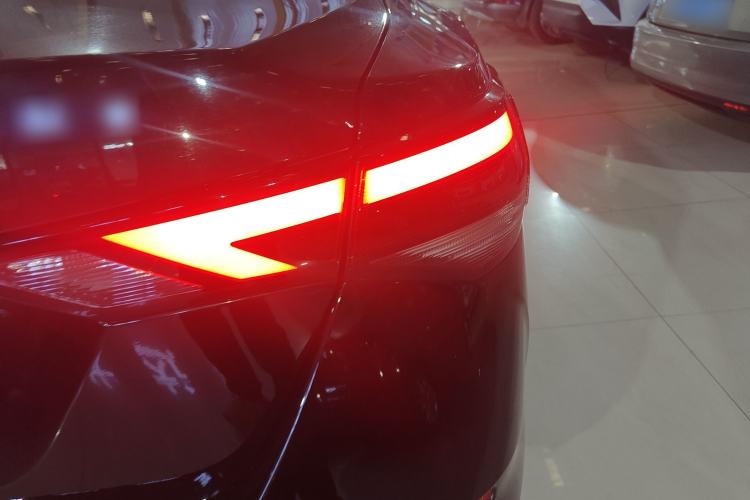 Used Nissan Sylphy 2022 1.6L XL CVT Enjoyment Edition Right Rear Taillight