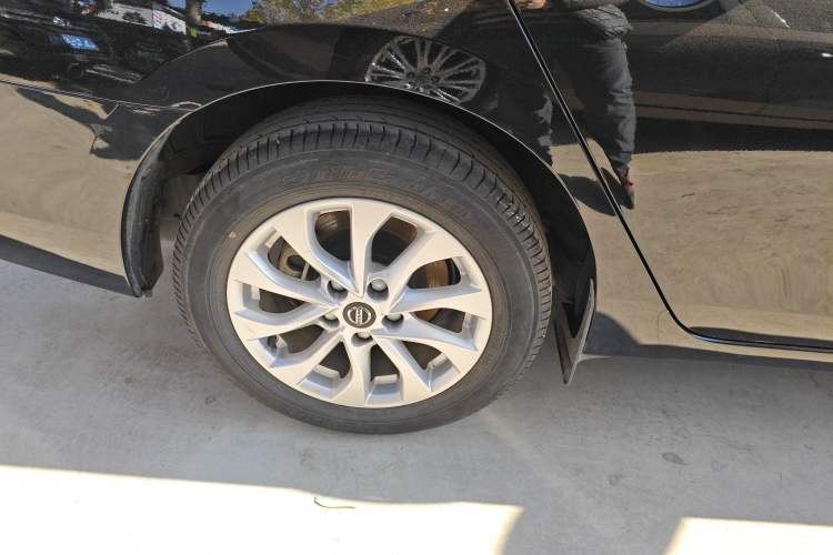 Used Nissan Sylphy 2022 Classic 1.6XE CVT Comfort Edition Right Rear Wheel Hub