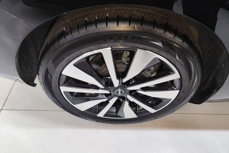 Used Nissan Sylphy 2022 Electric-Drive e-POWER Super Connect PLUS Right Rear Wheel Hub