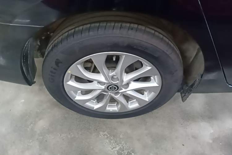 Used Nissan Sylphy 2022 Revised Version Classic 1.6XL CVT Luxury Edition Right Rear Wheel Hub
