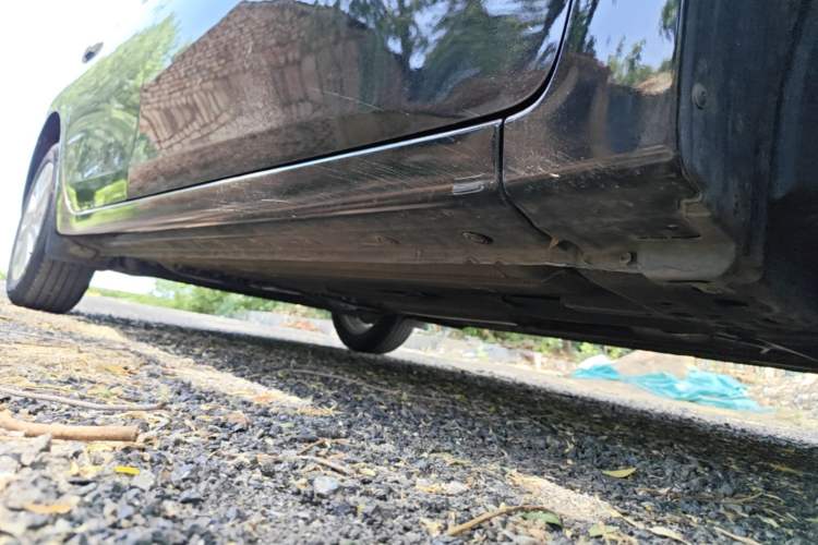 Used Nissan Sylphy 2022 Classic 1.6XE CVT Comfort Edition Right Side Sill