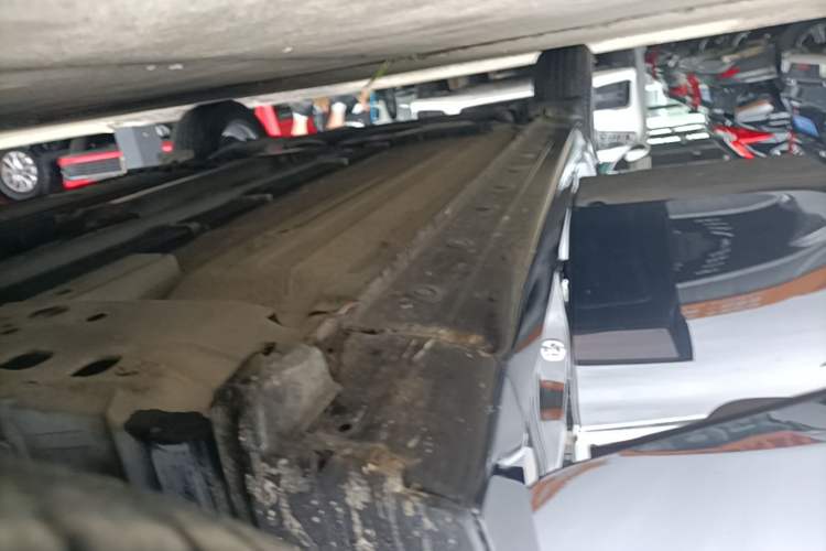 Used Nissan Sylphy 2022 Classic 1.6XL CVT Luxury Edition Right Side Sill