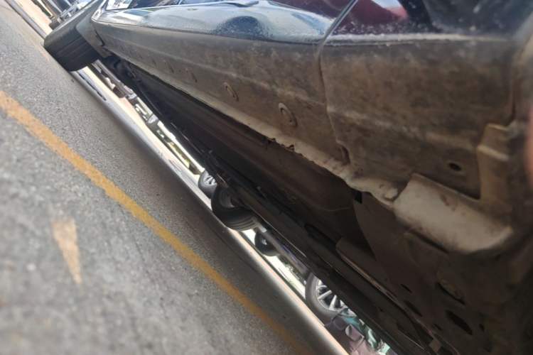 Used Nissan Sylphy 2022 Classic 1.6XL CVT Luxury Edition Right Side Sill