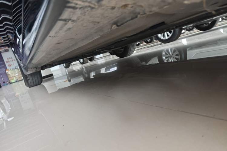 Used Nissan Sylphy 2022 Classic 1.6XL CVT Luxury Edition Right Side Sill