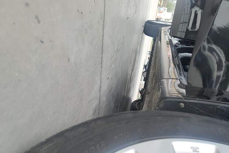 Used Nissan Sylphy 2022 Classic 1.6XE CVT Comfort Edition Right Side Sill